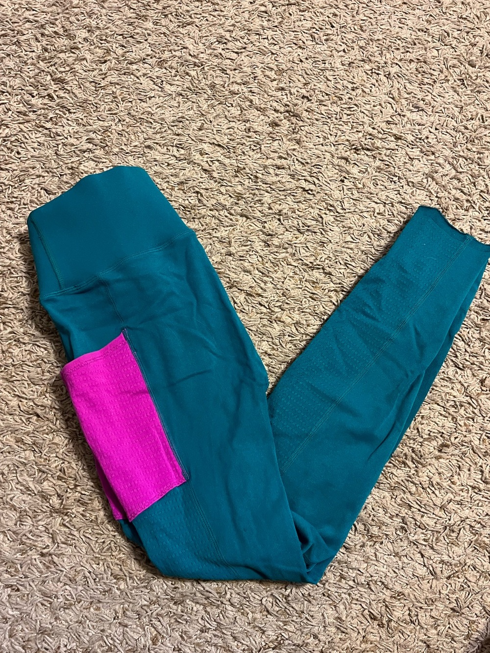 Women’s Teal Fabletics Leggings with Pink Pocket